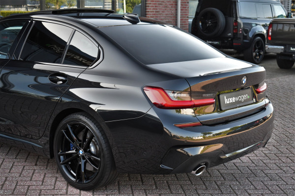 BMW 3-serie 330e M-Sport Pano H/K El-zetels Adp-onderstel El-klep Camera