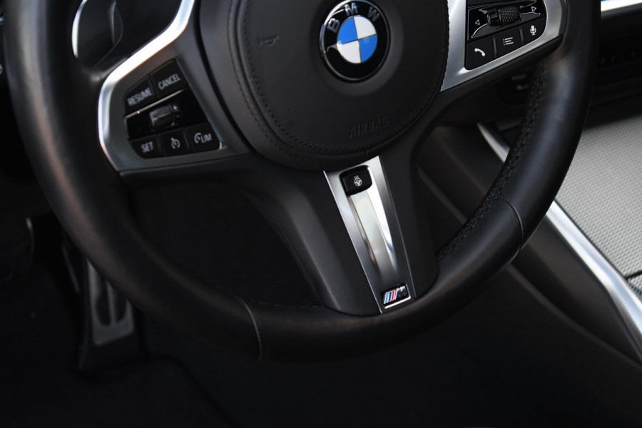 BMW 3-serie 330e M-Sport Pano H/K El-zetels Adp-onderstel El-klep Camera