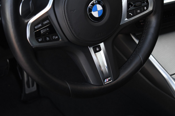 BMW 3-serie 330e M-Sport Pano H/K El-zetels Adp-onderstel El-klep Camera