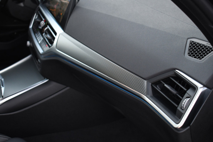 BMW 3-serie 330e M-Sport Pano H/K El-zetels Adp-onderstel El-klep Camera