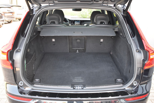 Volvo XC60 T8 405PK AWD Polestar Engineered | 360 Camera | 22" LMV | ACC | H&K | Panoramadak