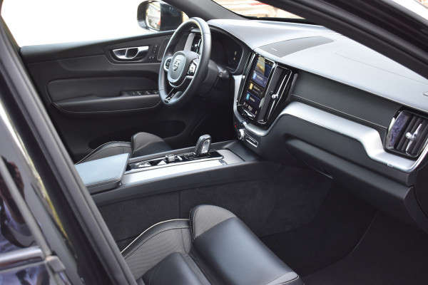 Volvo XC60 T8 405PK AWD Polestar Engineered | 360 Camera | 22" LMV | ACC | H&K | Panoramadak