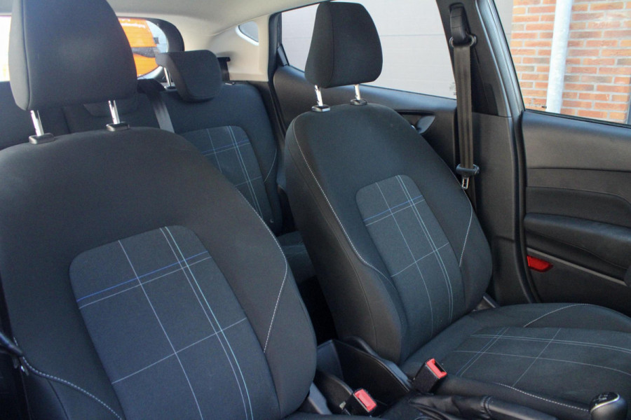 Ford Fiesta 1.1 Trend Cruise Carplay ParkeerSensor Lane Assist