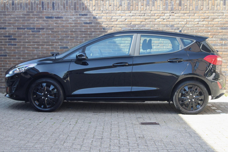 Ford Fiesta 1.1 Trend Cruise Carplay ParkeerSensor Lane Assist