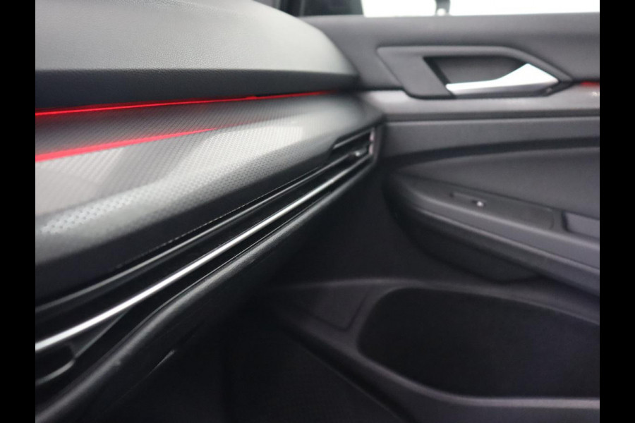 Volkswagen Golf 1.4 eHybrid GTE | Stoel & stuurverwarming | Adaptive cruise | Sfeerverlichting | Carplay | LED Plus | Sportstoelen | Parkeerhulp | PHEV | Plug In