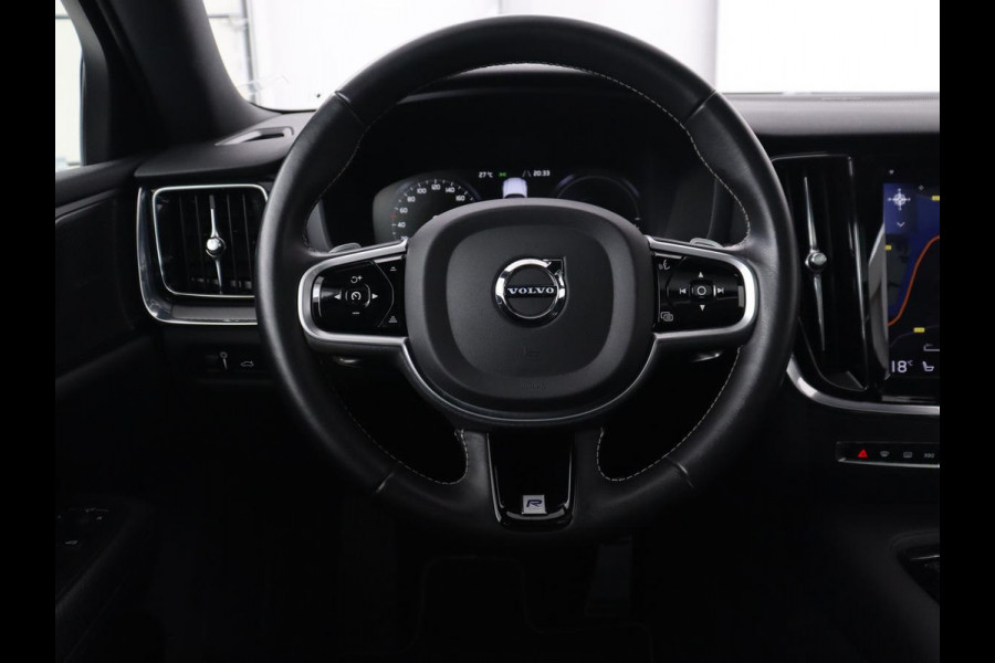 Volvo V60 2.0 T8 Recharge AWD R Design | Panoramadak | Leder | 360 Camera | Head-Up | Stoelverwarming | Carplay | Navigatie | Memory | PHEV | Plug In