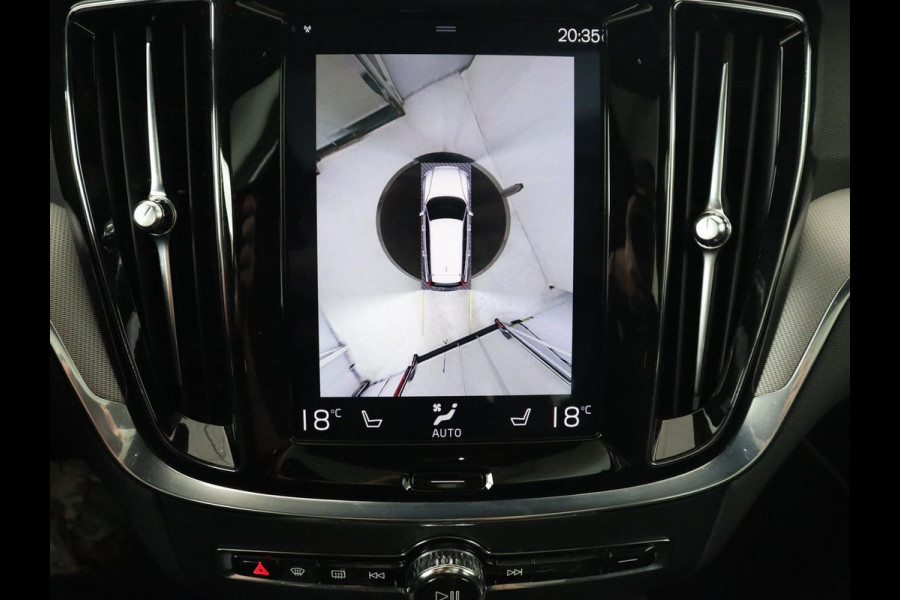 Volvo V60 2.0 T8 Recharge AWD R Design | Panoramadak | Leder | 360 Camera | Head-Up | Stoelverwarming | Carplay | Navigatie | Memory | PHEV | Plug In