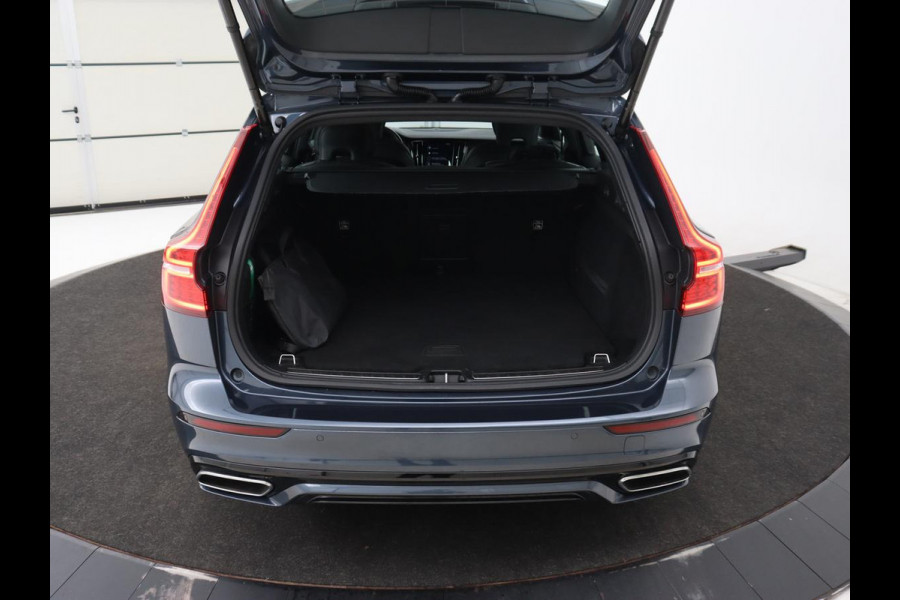 Volvo V60 2.0 T8 Recharge AWD R Design | Panoramadak | Leder | 360 Camera | Head-Up | Stoelverwarming | Carplay | Navigatie | Memory | PHEV | Plug In