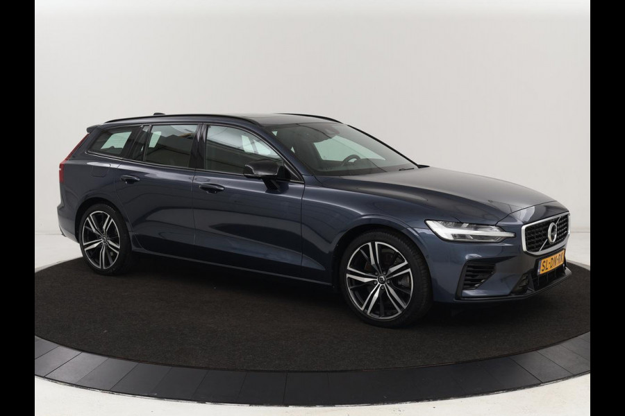 Volvo V60 2.0 T8 Recharge AWD R Design | Panoramadak | Leder | 360 Camera | Head-Up | Stoelverwarming | Carplay | Navigatie | Memory | PHEV | Plug In
