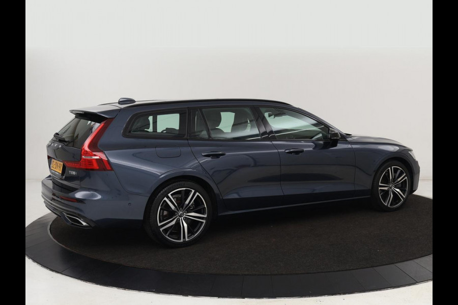 Volvo V60 2.0 T8 Recharge AWD R Design | Panoramadak | Leder | 360 Camera | Head-Up | Stoelverwarming | Carplay | Navigatie | Memory | PHEV | Plug In