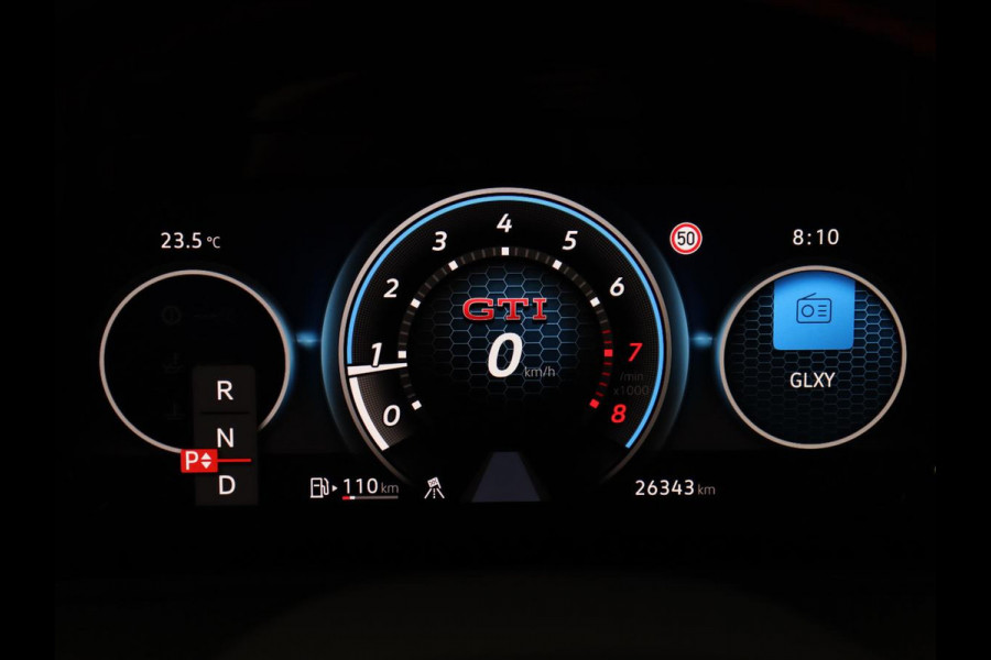 Volkswagen Golf 2.0 TSI GTI | Carplay | Sfeerverlichting | LED Plus | Sportstoelen | Parkeerhulp | Cruise control | Digital Cockpit | Climate control