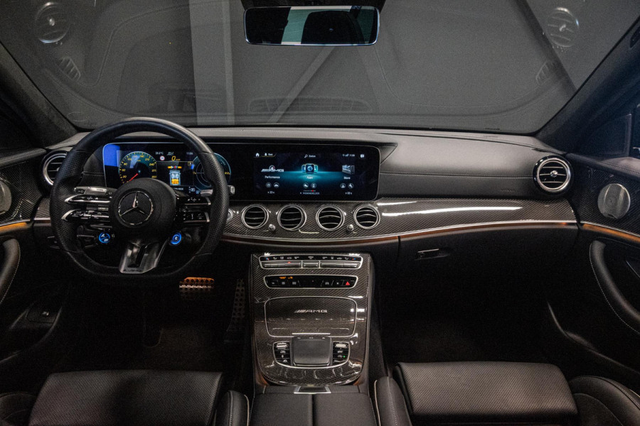 Mercedes-Benz E-Klasse Estate AMG 63 S 4MATIC+ *Keramisch / Burmester / Luchtvering / Carbon in/exterieur / AMG Driver's Package / Stoelventilatie*