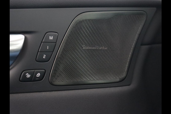 Volvo XC60 2.0 Recharge T6 AWD Inscription | Panoramadak | Leder | Head-Up | Stoel & stuurverwarming | 360 Camera | Harman/Kardon | Carplay | Navigatie | Adaptive cruise | PHEV | Plug In