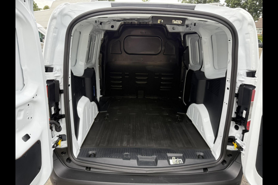 Ford Transit Courier 1.0 EcoBoost Trend | SCI | 125pk | Automaat | Winterpack | Trekhaak | Achteruitrijcamera