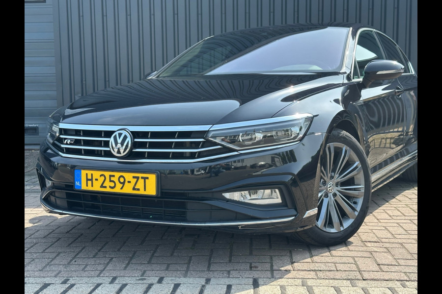 Volkswagen Passat 1.5 TSI Elegance Business R Line