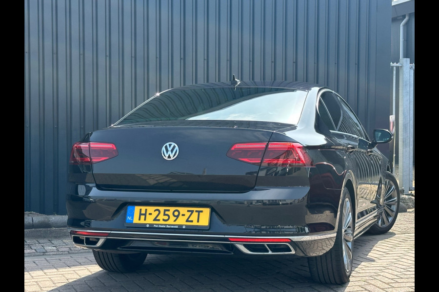 Volkswagen Passat 1.5 TSI Elegance Business R Line