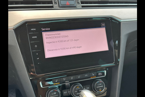 Volkswagen Passat 1.5 TSI Elegance Business R Line