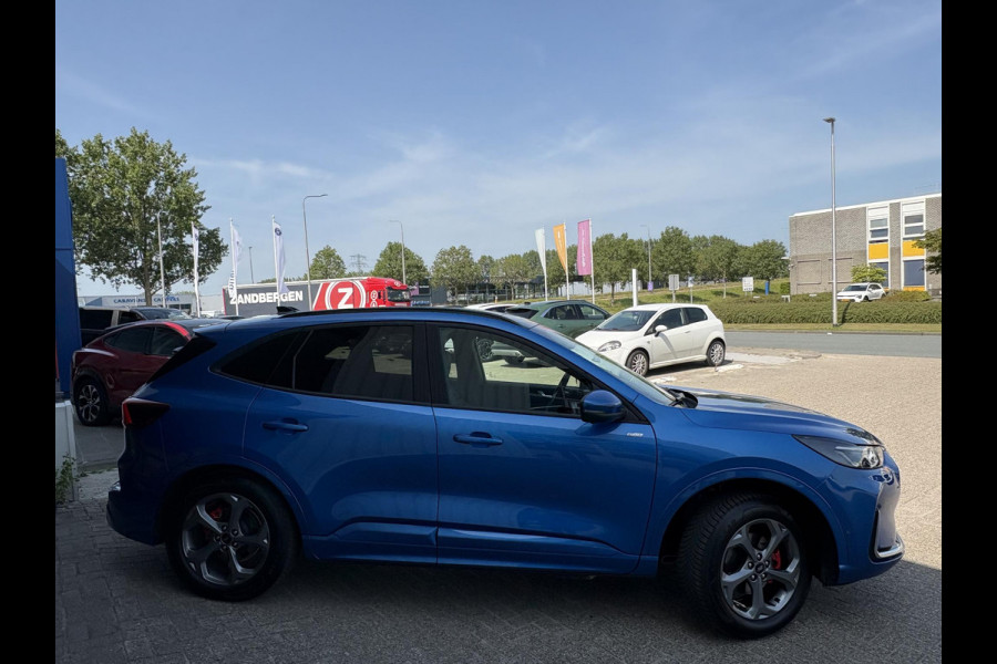Ford Kuga 2.5 PHEV ST-Line X | Wegklapbare trekhaak | Panoramadak | Winter Pack | Head up Display | All season banden