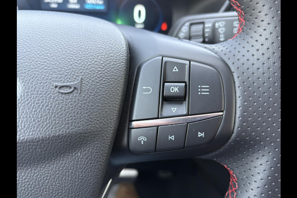Ford Kuga 2.5 PHEV ST-Line X | Wegklapbare trekhaak | Panoramadak | Winter Pack | Head up Display | All season banden