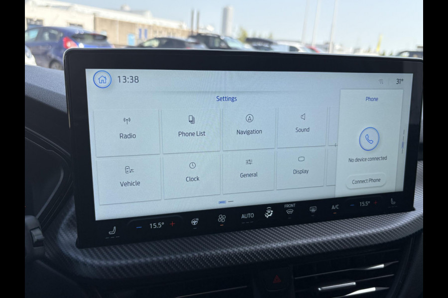 Ford Kuga 2.5 PHEV ST-Line X | Wegklapbare trekhaak | Panoramadak | Winter Pack | Head up Display | All season banden