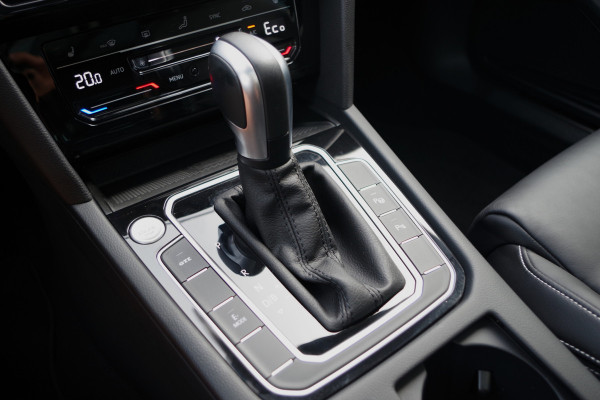 Volkswagen Passat Variant 1.4 TSI 218 PK PHEV GTE Business, Trekhaak, Panoramadak, Adap. Cruise Control, Matrix-LED