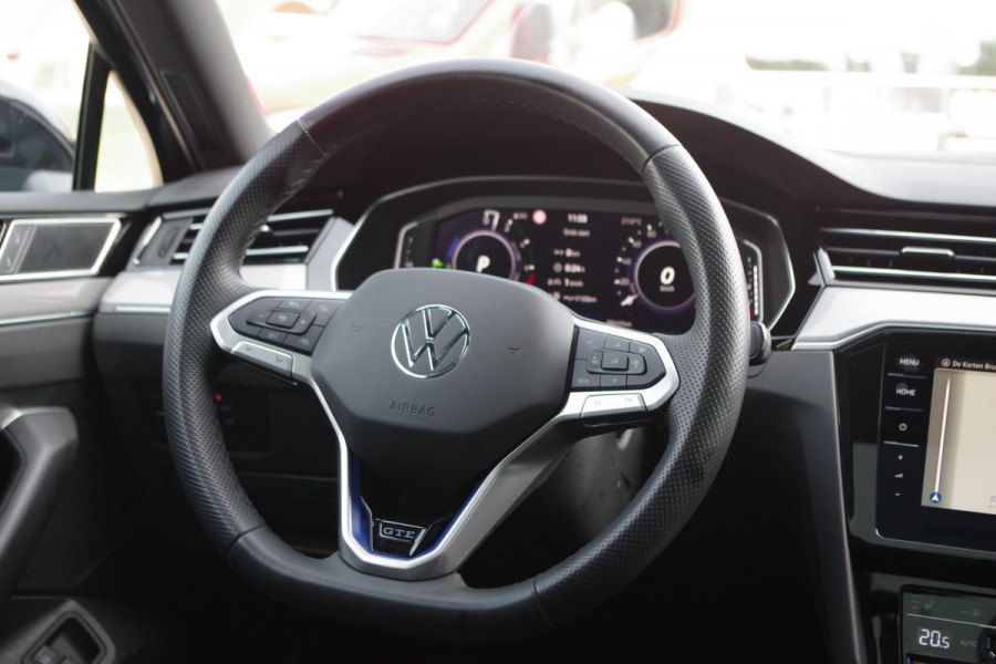 Volkswagen Passat Variant 1.4 TSI 218 PK PHEV GTE Business, Trekhaak, Panoramadak, Adap. Cruise Control, Matrix-LED