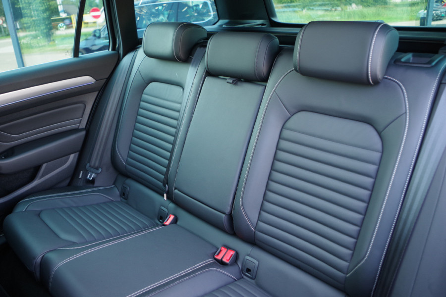 Volkswagen Passat Variant 1.4 TSI 218 PK PHEV GTE Business, Trekhaak, Panoramadak, Adap. Cruise Control, Matrix-LED