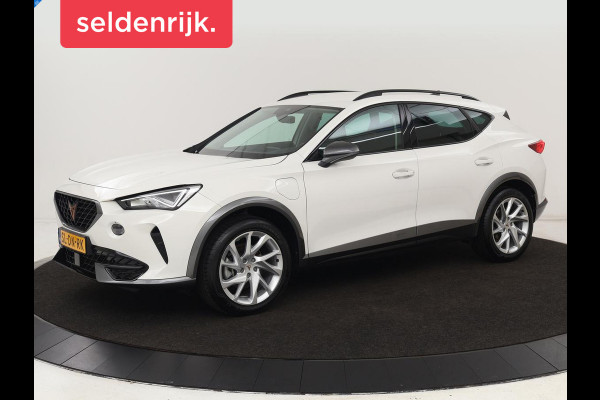 CUPRA Formentor 1.4 e-Hybrid | Carplay | Camera | Adaptive cruise | Stuurverwarming | Sportstoelen | Keyless | Sfeerverlichting | Full LED | PHEV | Plug In