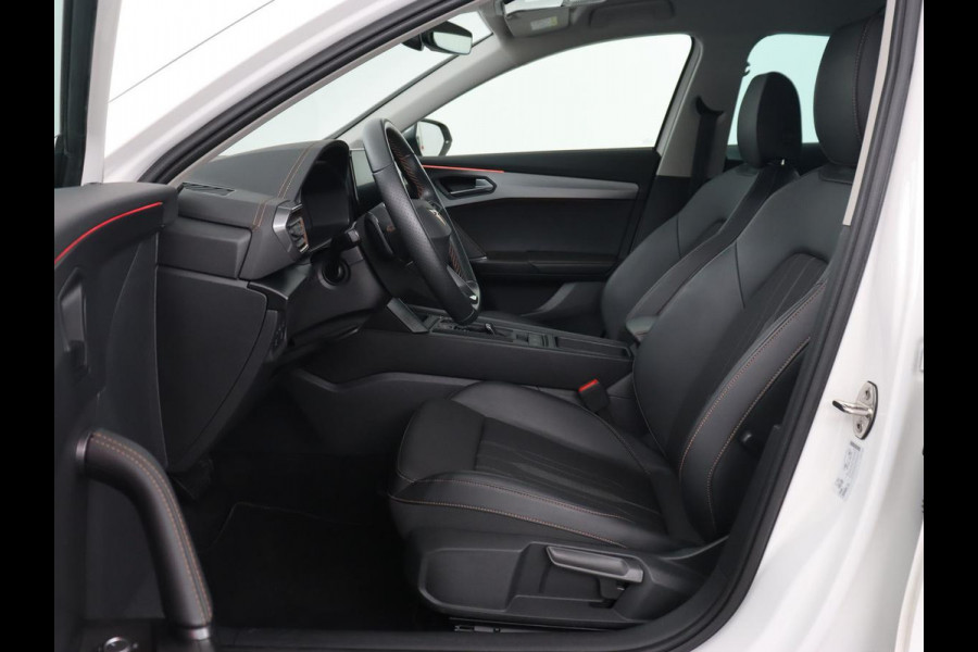 CUPRA Formentor 1.4 e-Hybrid | Carplay | Camera | Adaptive cruise | Stuurverwarming | Sportstoelen | Keyless | Sfeerverlichting | Full LED | PHEV | Plug In