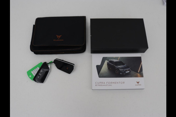 CUPRA Formentor 1.4 e-Hybrid | Carplay | Camera | Adaptive cruise | Stuurverwarming | Sportstoelen | Keyless | Sfeerverlichting | Full LED | PHEV | Plug In