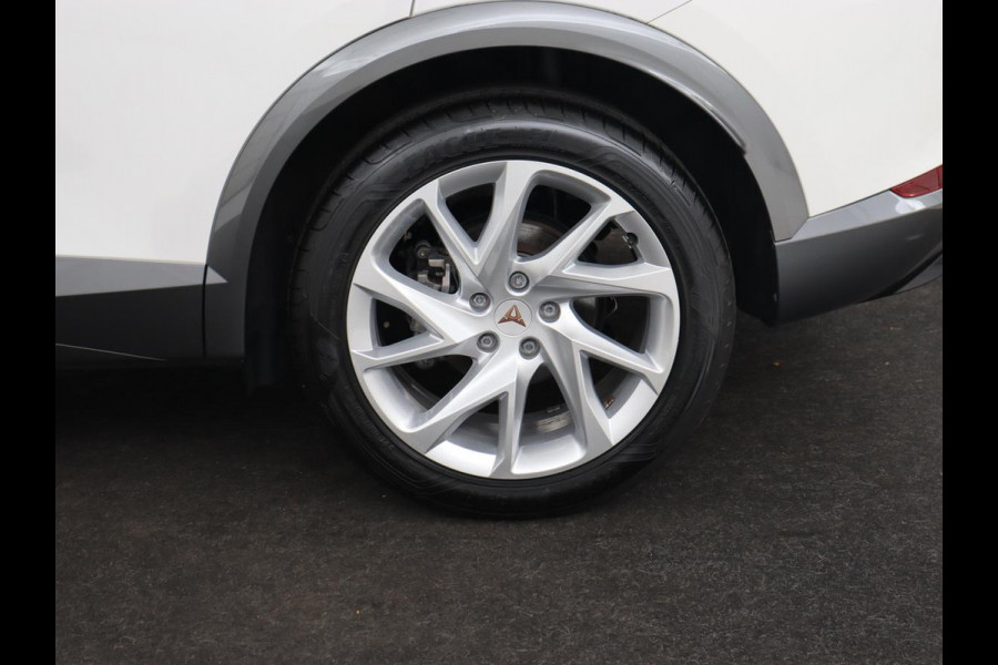 CUPRA Formentor 1.4 e-Hybrid | Carplay | Camera | Adaptive cruise | Stuurverwarming | Sportstoelen | Keyless | Sfeerverlichting | Full LED | PHEV | Plug In