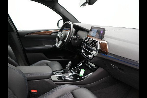BMW X3 xDrive30e M Sport Plug in Hybrid 293pk Dealer O.H PHEV | Trekhaak Af Fabriek | Head Up |  Adaptive Cruise | Camera | Apple Carplay | Pilot Assist | Blis | Lederen Sportstoelen Memory & Verwarmd | Navigatie | M Sportstuur Verwarmd | Virtual |