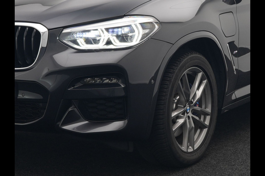 BMW X3 xDrive30e M Sport Plug in Hybrid 293pk Dealer O.H PHEV | Trekhaak Af Fabriek | Head Up |  Adaptive Cruise | Camera | Apple Carplay | Pilot Assist | Blis | Lederen Sportstoelen Memory & Verwarmd | Navigatie | M Sportstuur Verwarmd | Virtual |