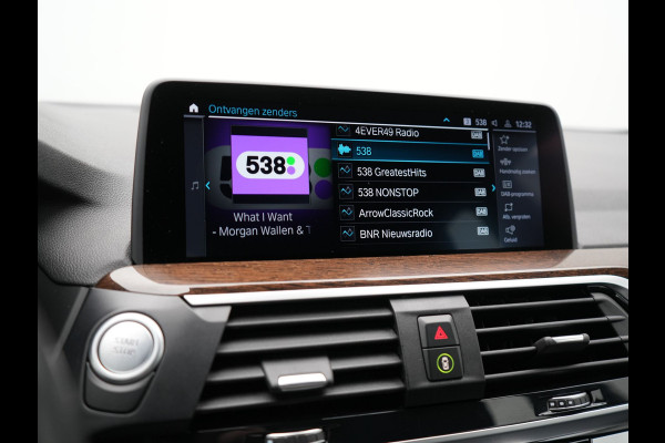 BMW X3 xDrive30e M Sport Plug in Hybrid 293pk Dealer O.H PHEV | Trekhaak Af Fabriek | Head Up |  Adaptive Cruise | Camera | Apple Carplay | Pilot Assist | Blis | Lederen Sportstoelen Memory & Verwarmd | Navigatie | M Sportstuur Verwarmd | Virtual |