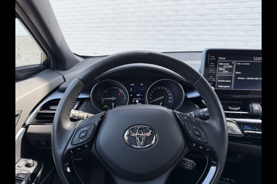 Toyota C-HR 2.0 Hybrid Team D | CarPlay | Camera | ACC | Dodehoek | Keyless | 18 inch