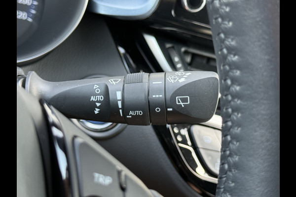 Toyota C-HR 2.0 Hybrid Team D | CarPlay | Camera | ACC | Dodehoek | Keyless | 18 inch