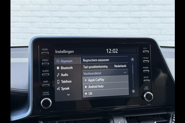 Toyota C-HR 2.0 Hybrid Team D | CarPlay | Camera | ACC | Dodehoek | Keyless | 18 inch