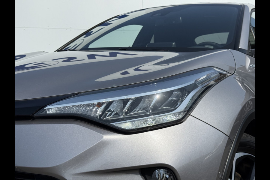 Toyota C-HR 2.0 Hybrid Team D | CarPlay | Camera | ACC | Dodehoek | Keyless | 18 inch
