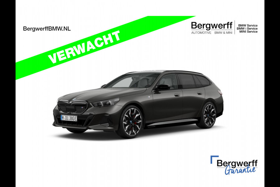 BMW i5 Touring M60 xDrive - Pano - Trekhaak - Driving Ass Prof - Onderstel Prof - Harman Kardon