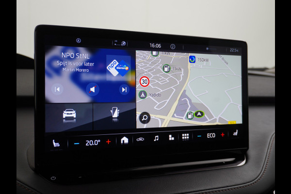 Škoda ENYAQ iV 80 204pk AUT. LEER Camera Adaptive-cruise+Stop/Go Head-Up Display Trekhaak Apple Carplay Android Auto Smartlink Adap.Cruise 21"  Spoorwisselassistent Verkeersborddetectie Sproeiers verwarmd Stoelen v/a verwarmd Grote Accu! Trekhaaksyst elektrisch Wegklapbaar. 1.000KG Trekgewicht! Zeer Compleet €56.000,- nieuw Grootste Actieradius/accu pakket.