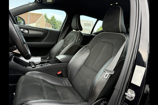 Volvo XC40 1.5 T4 Recharge R-Design 210pk | Parking pack| Draadloos opladen | PHEV | 1.800kg Trekgewicht