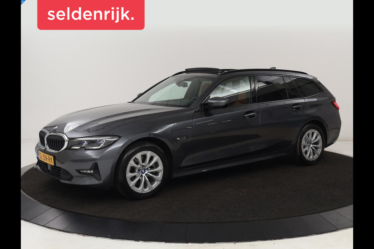 BMW 3-serie 320e Advantage | Panoramadak | Adaptive cruise | LaserLight | Leder | Sportstoelen | Stoelverwarming | Camera | Carplay | Live Cockpit | Sfeerverlichting | Navigatie | Keyless | PHEV | Plug In BMW 3-serie 320e Advantage | Panoramadak | Adaptive cruise | LaserLight | Leder | Sportstoelen | Stoelverwarming | Camera | Carplay | Live Cockpit | Sfeerverlichting | Navigatie | Keyless | PHEV | Plug In