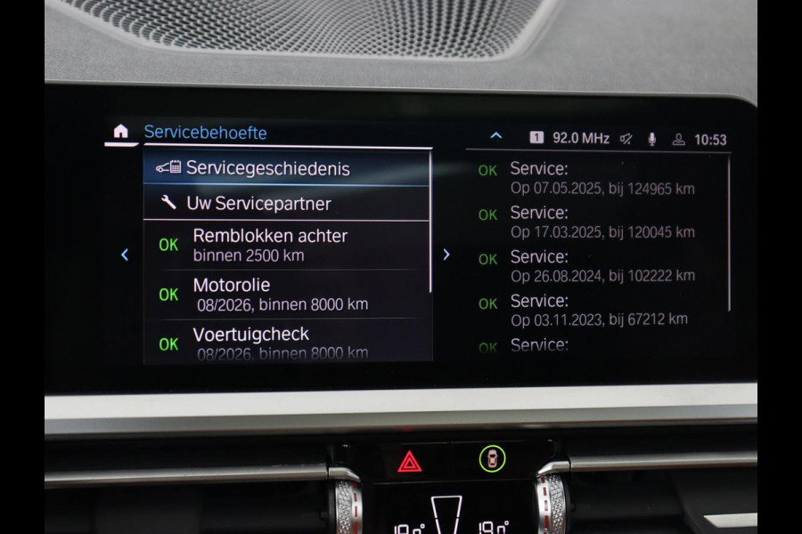 BMW 3-serie 320e Advantage | Panoramadak | Adaptive cruise | LaserLight | Leder | Sportstoelen | Stoelverwarming | Camera | Carplay | Live Cockpit | Sfeerverlichting | Navigatie | Keyless | PHEV | Plug In