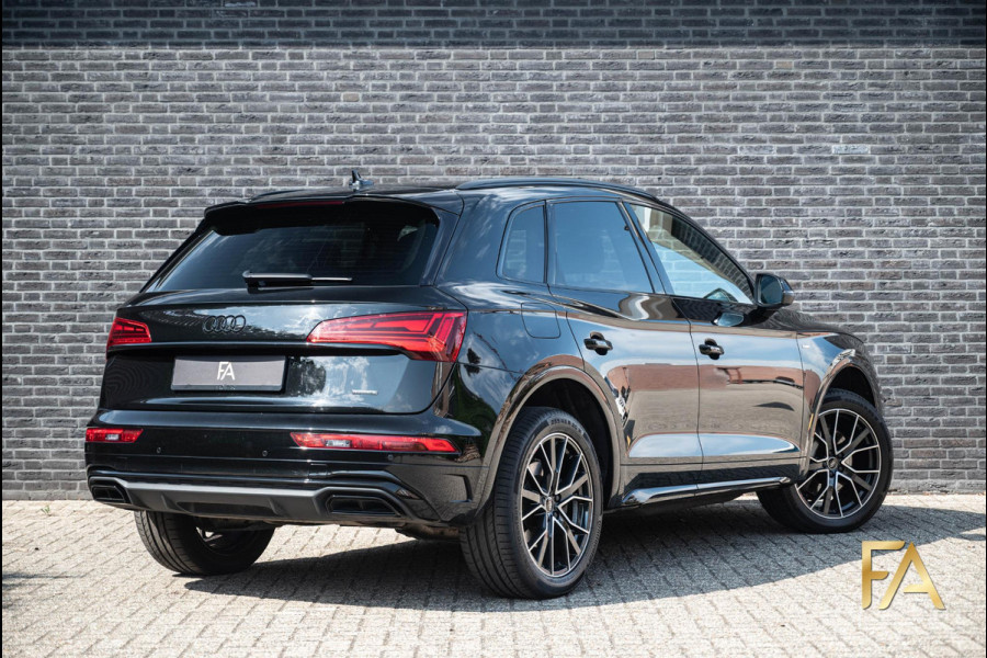 Audi Q5 50 TFSI e S edition 20Inch|LED|Trekhaak|Alcantara