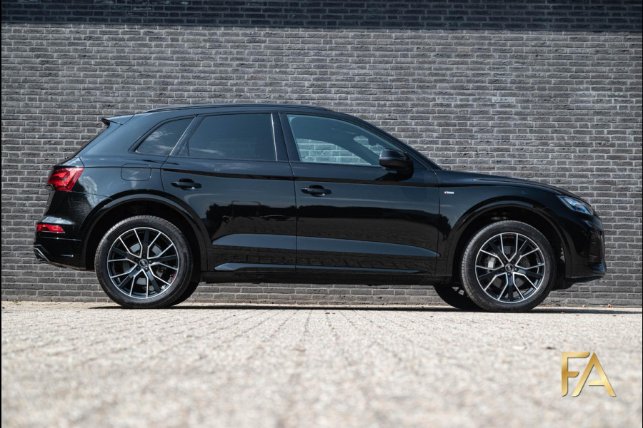 Audi Q5 50 TFSI e S edition 20Inch|LED|Trekhaak|Alcantara