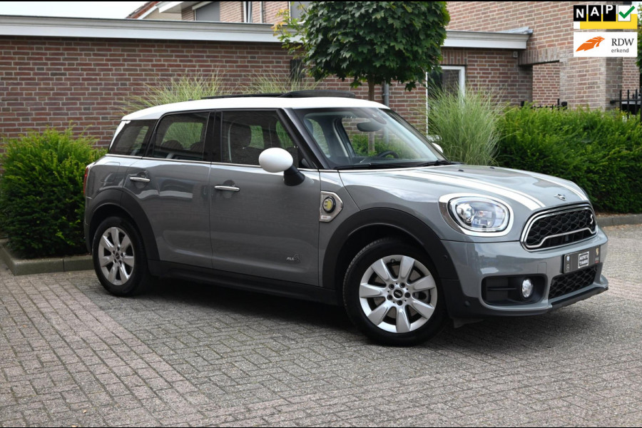 MINI Countryman 2.0 Cooper S E ALL4 Chili 225 PK Dealer o.h Pano Camera LED PDC 17''