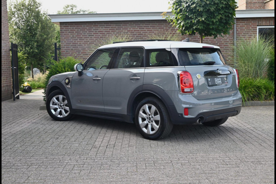 MINI Countryman 2.0 Cooper S E ALL4 Chili 225 PK Dealer o.h Pano Camera LED PDC 17''