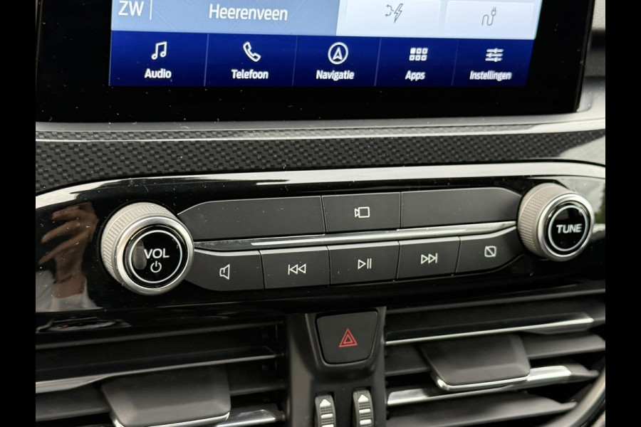 Ford Kuga 2.5 PHEV ST-Line X 225pk | Adaptive cruise control | Dodehoeksensoren | 19 inch met rode remklauwen | Winter Pack | Bang&Olufsen | Technology Pack