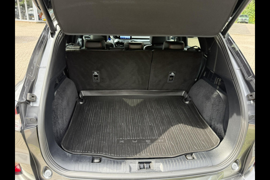Ford Kuga 2.5 PHEV ST-Line X 225pk | Adaptive cruise control | Dodehoeksensoren | 19 inch met rode remklauwen | Winter Pack | Bang&Olufsen | Technology Pack
