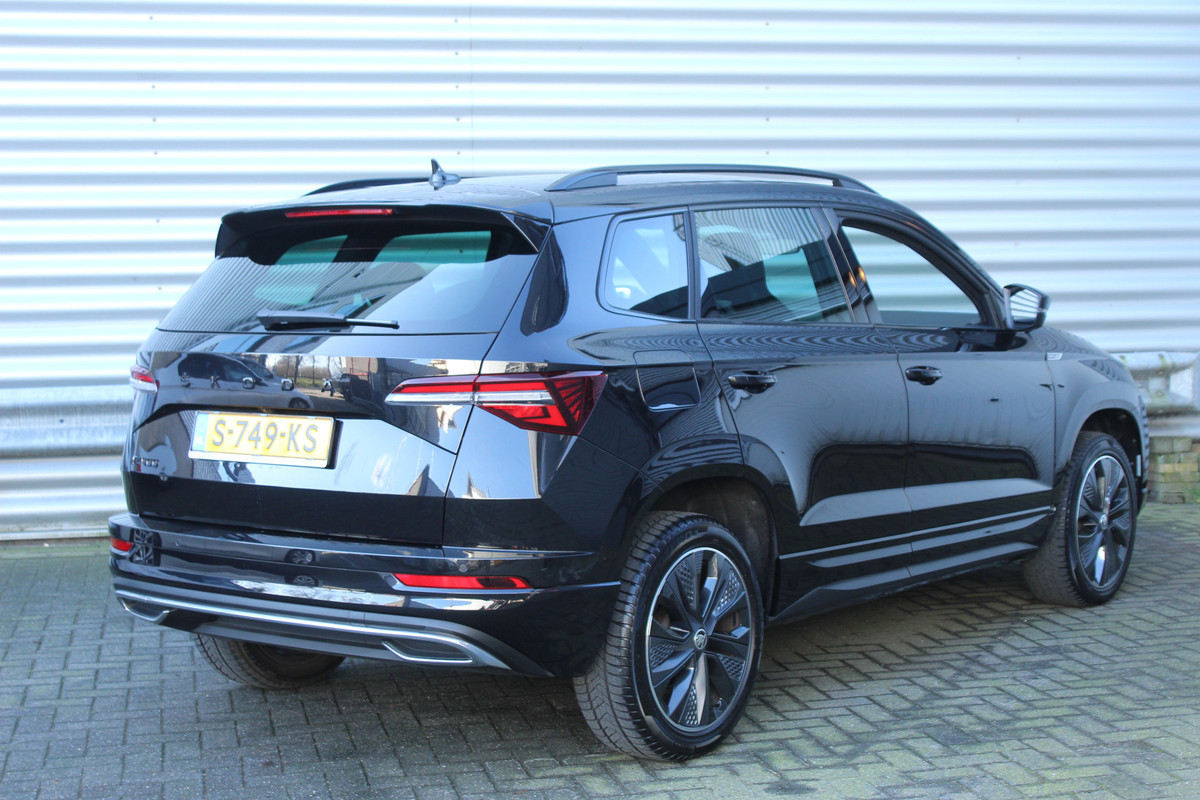 Škoda Karoq 1.5 TSI ACT 150pk Sportline Business DSG7 NL-Auto NAP Clima Cruise Navi Camera Trekhaak 1500kg Škoda Karoq 1.5 TSI ACT 150pk Sportline Business DSG7 NL-Auto NAP Clima Cruise Navi Camera Trekhaak 1500kg